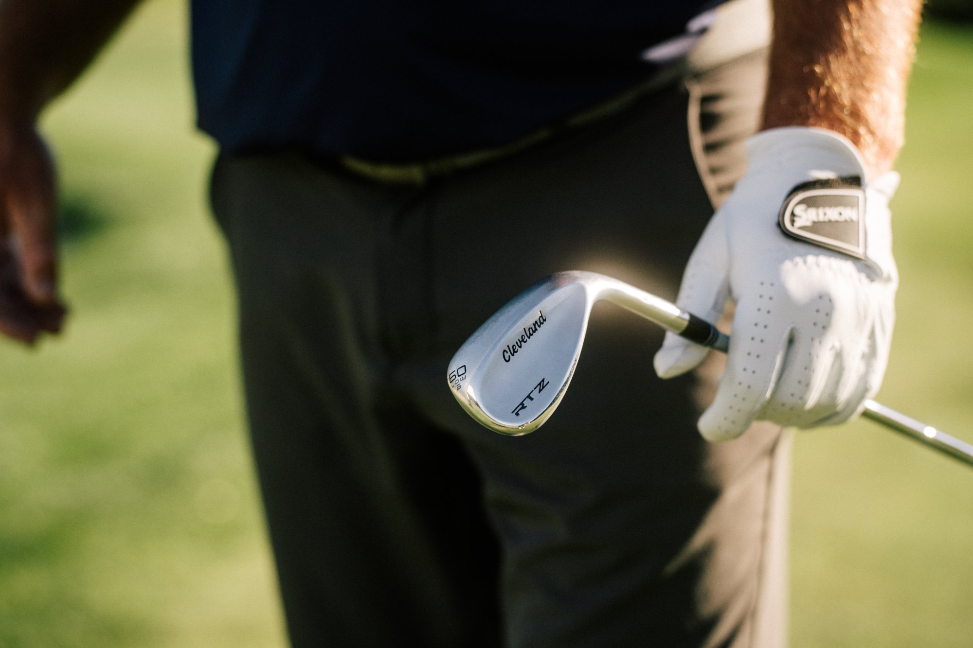 Cleveland RTZ 60 wedge in hand